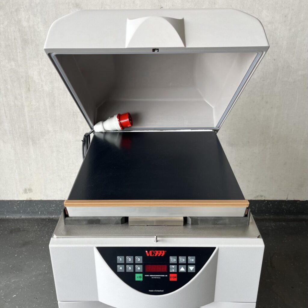VC999 Vakuummaschine K4 - Strasser - FOOD PROCESSING MACHINERY